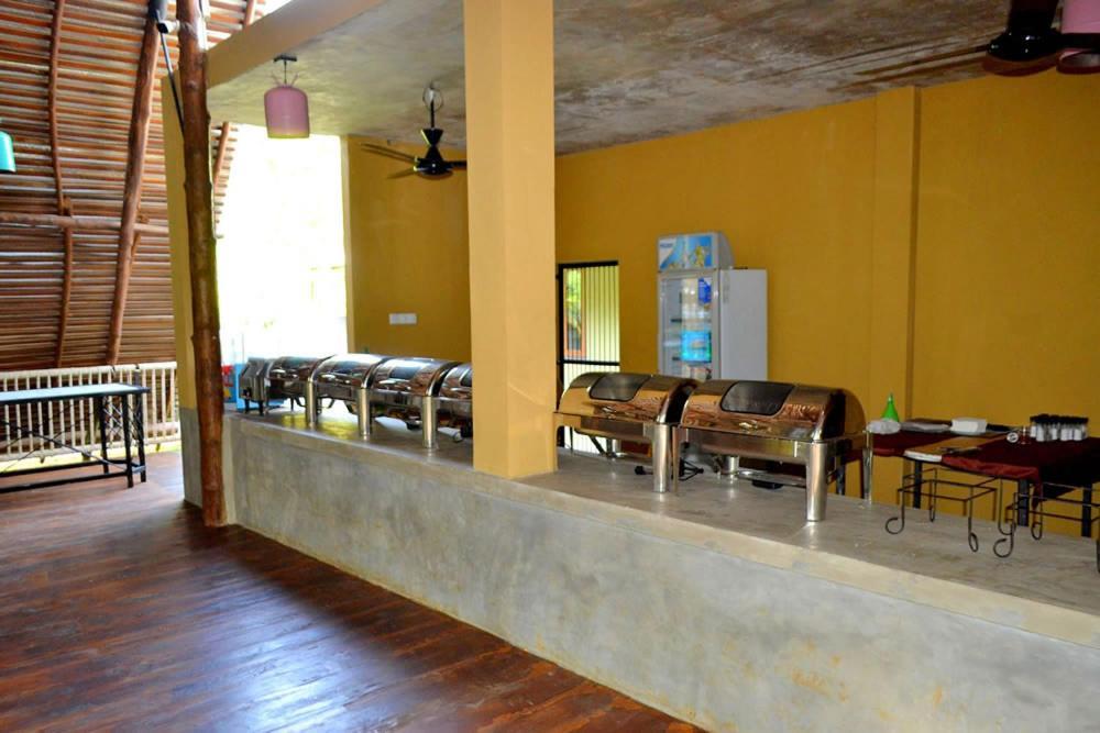 Kottawatta River Bank Resort อุดาวาลาเว ภายนอก รูปภาพ